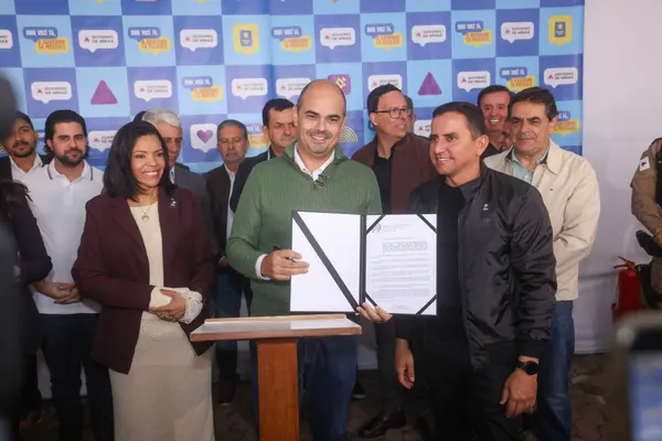 Governo de Minas transfere capital para Divinópolis, primeira cidade a alcançar nível máximo em Liberdade Econômica