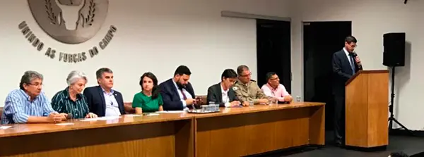 Vice-governador e secretárias de Educação e Agricultura também participaram de reunião promovida pela Faemg