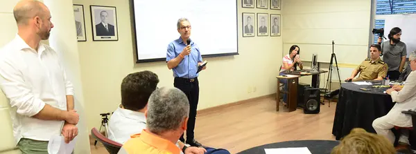 Romeu Zema acompanha os trabalhos do novo módulo do Plano de Desenvolvimento de Lideranças