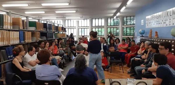 Hora do Conto é um dos programas do Setor Braille 