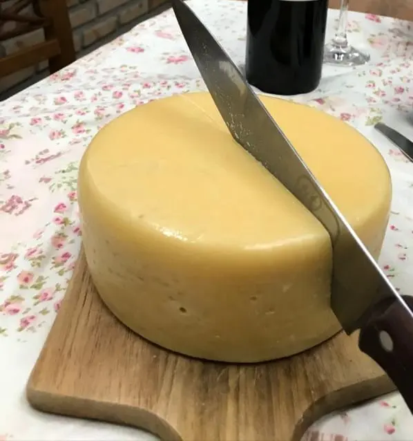 Serras do Ibitipoca passam a ser região produtora de Queijo Minas Artesanal