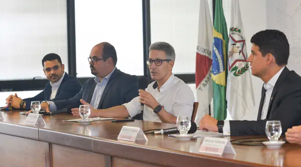 Romeu Zema destacou que os investimentos na infraestrutura são importantes para o crescimento econômico e segurança dos mineiros