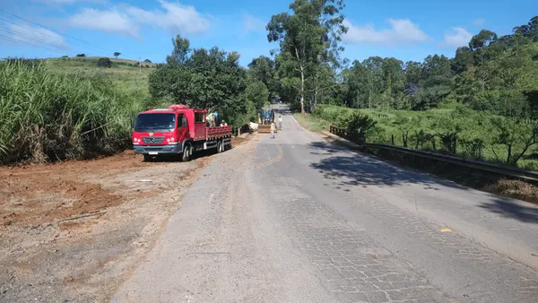 Ponte do Pinhão - MGC-482 -  km 275