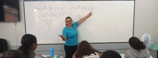 A professora Silmara Silva é uma das finalistas da 1ª edição da OBMBr