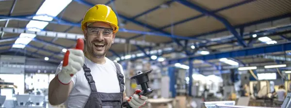 Com mais de 3 mil vagas, Feirão de Empregos promove reinserção de trabalhadores no mercado