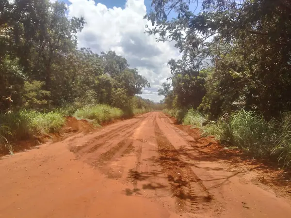 Governo disponibiliza recursos para pavimentação da rodovia AMG-930, na região Central de Minas
