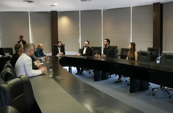 Governo assina acordo de cooperação técnica com a Assespro para fortalecer a área de tecnologia da informação