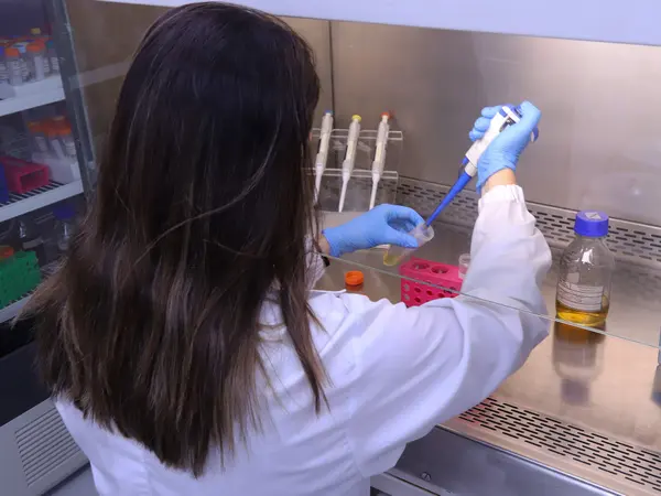 Governo de Minas lança série de reportagens sobre mulheres na ciência