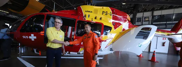 Governo de Minas entrega novos helicópteros para resgate aeromédico e de emergência no estado