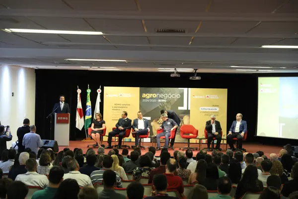 Governo de Minas se reúne com empresa para negociar a possível construção de indústria de biocombustível no estado