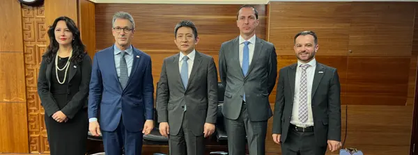 Governo de Minas trabalha por reabertura do mercado chinês para frango brasileiro após caso de gripe aviária