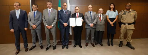 Governador em exercício participa do lançamento da cartilha sobre Fóruns Digitais