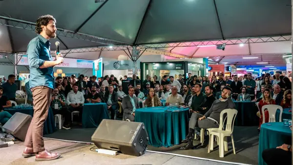 Secretaria de Governo participa da abertura da Feira de Negócios e Conexões de Sete Lagoas