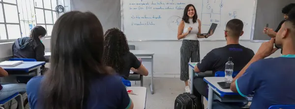 Prazo para inscrição no concurso da Educação em Minas termina às 16h desta quinta-feira (21/8)