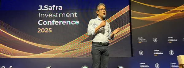 Em São Paulo, governador de Minas apresenta resultados obtidos no estado e debate os desafios futuros do Brasil