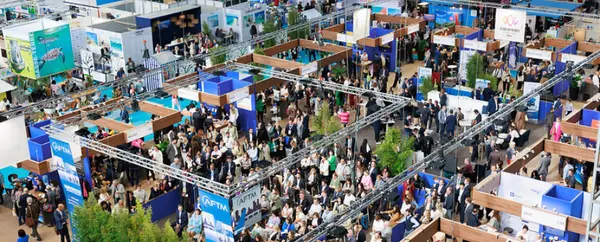 Destinos e cultura de Minas Gerais ganham vitrine em feira internacional de turismo em Paris