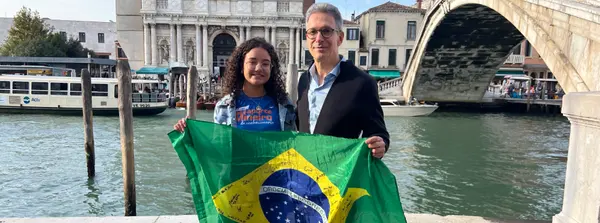 Na Itália, comitiva do Governo de Minas conhece realidade de estudante selecionada pelo Passaporte Mineiro do Conhecimento