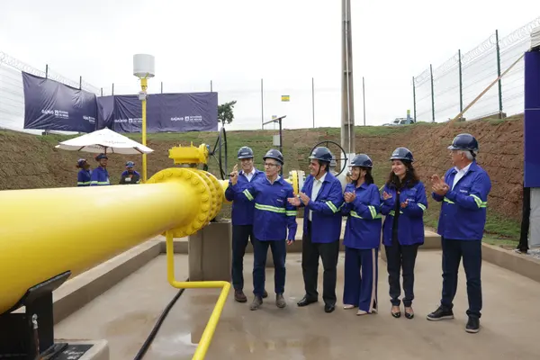 Governo de Minas inaugura Gasoduto Centro-Oeste, que marca a chegada de gás natural canalizado à região