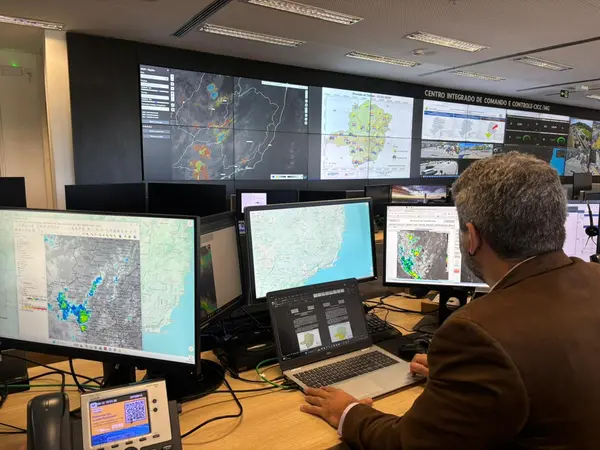 Sistema de meteorologia do Igam fortalece prevenção a eventos climáticos extremos em Minas Gerais