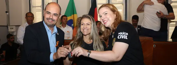 Governo de Minas transfere capital para Teófilo Otoni e anuncia investimentos para a Polícia Civil na região