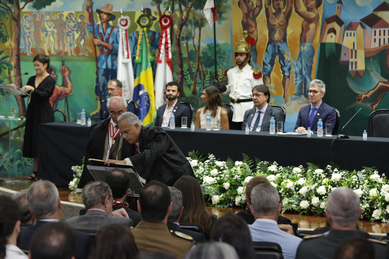 Diretor da Faculdade de Direito da UFMG visita presidência do Tribunal -  Tribunal de Contas do Estado de Minas Gerais / TCE-MG