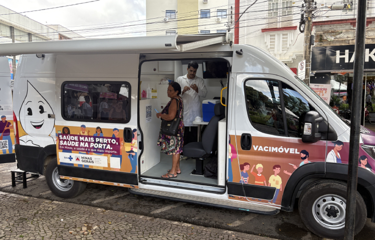Vacim%c3%b3vel em atendimento em ub%c3%a1. %281%29