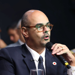 Unveil 8a21a6f614db065bb1ca2c21a5c803aede783f93e5277febbd47f37d9dbae4ca