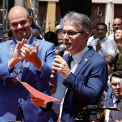 Unveil 8a21a6f614db065bb1ca2c21a5c803aede783f93e5277febbd47f37d9dbae4ca