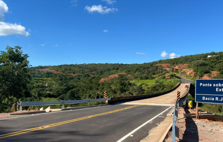 Contorno de minas novas %283%2904