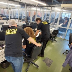 Unveil 8a21a6f614db065bb1ca2c21a5c803aede783f93e5277febbd47f37d9dbae4ca