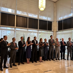 Unveil 8a21a6f614db065bb1ca2c21a5c803aede783f93e5277febbd47f37d9dbae4ca