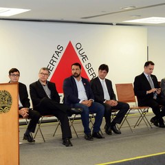 miniatura da galeria