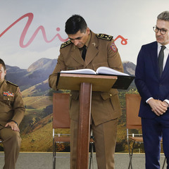 miniatura da galeria