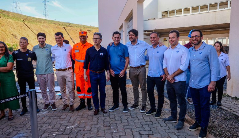 Unveil 8a21a6f614db065bb1ca2c21a5c803aede783f93e5277febbd47f37d9dbae4ca