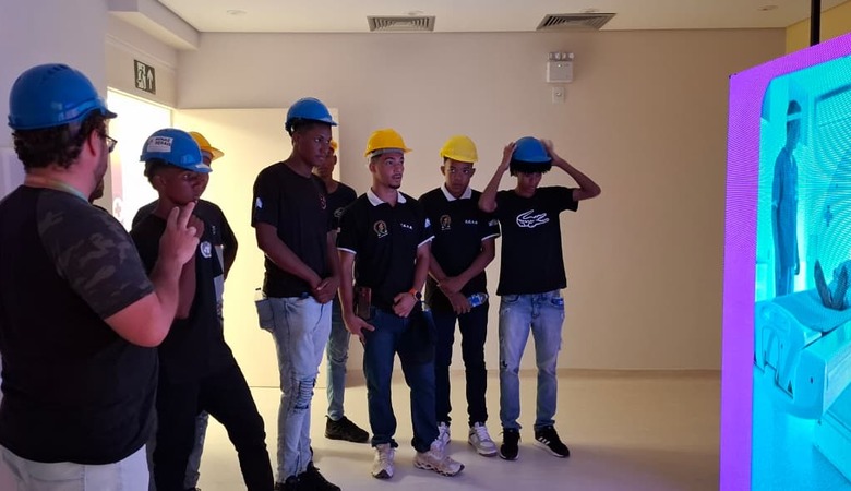 Unveil 8a21a6f614db065bb1ca2c21a5c803aede783f93e5277febbd47f37d9dbae4ca