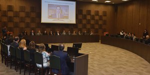 Unveil 8a21a6f614db065bb1ca2c21a5c803aede783f93e5277febbd47f37d9dbae4ca