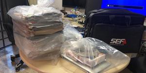 Unveil 8a21a6f614db065bb1ca2c21a5c803aede783f93e5277febbd47f37d9dbae4ca