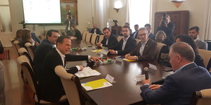 Unveil 8a21a6f614db065bb1ca2c21a5c803aede783f93e5277febbd47f37d9dbae4ca