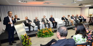 Unveil 8a21a6f614db065bb1ca2c21a5c803aede783f93e5277febbd47f37d9dbae4ca