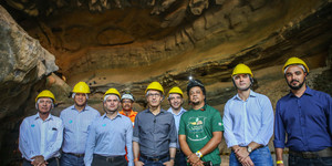 Unveil 8a21a6f614db065bb1ca2c21a5c803aede783f93e5277febbd47f37d9dbae4ca