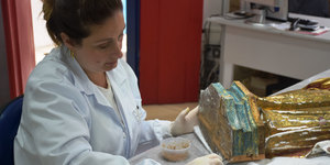 Unveil 8a21a6f614db065bb1ca2c21a5c803aede783f93e5277febbd47f37d9dbae4ca