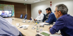 Unveil 8a21a6f614db065bb1ca2c21a5c803aede783f93e5277febbd47f37d9dbae4ca