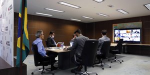 Unveil 8a21a6f614db065bb1ca2c21a5c803aede783f93e5277febbd47f37d9dbae4ca