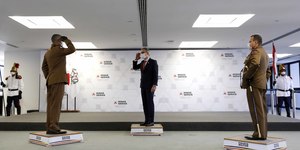 Unveil 8a21a6f614db065bb1ca2c21a5c803aede783f93e5277febbd47f37d9dbae4ca