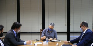 Unveil 8a21a6f614db065bb1ca2c21a5c803aede783f93e5277febbd47f37d9dbae4ca