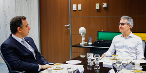 Unveil 8a21a6f614db065bb1ca2c21a5c803aede783f93e5277febbd47f37d9dbae4ca