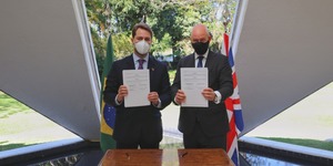 Unveil 8a21a6f614db065bb1ca2c21a5c803aede783f93e5277febbd47f37d9dbae4ca