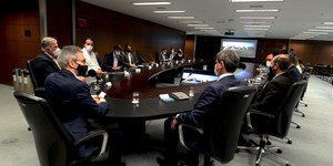 Unveil 8a21a6f614db065bb1ca2c21a5c803aede783f93e5277febbd47f37d9dbae4ca