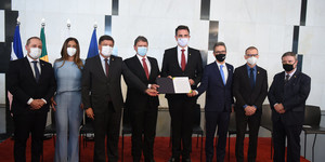 Unveil 8a21a6f614db065bb1ca2c21a5c803aede783f93e5277febbd47f37d9dbae4ca