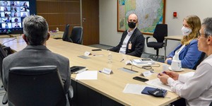 Unveil 8a21a6f614db065bb1ca2c21a5c803aede783f93e5277febbd47f37d9dbae4ca